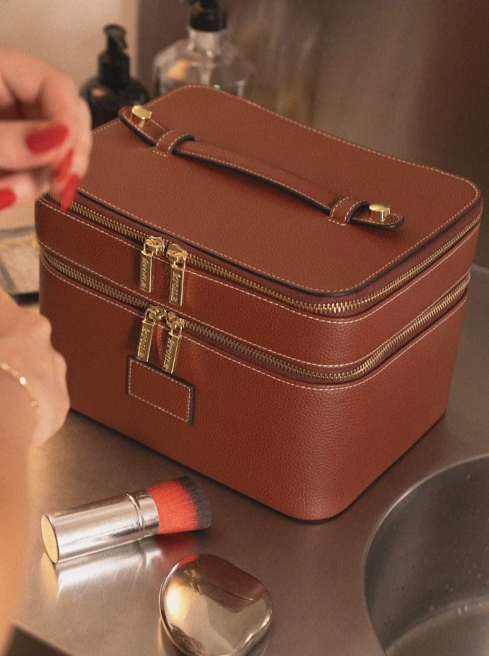 Duo Vanity Case - Image 102
