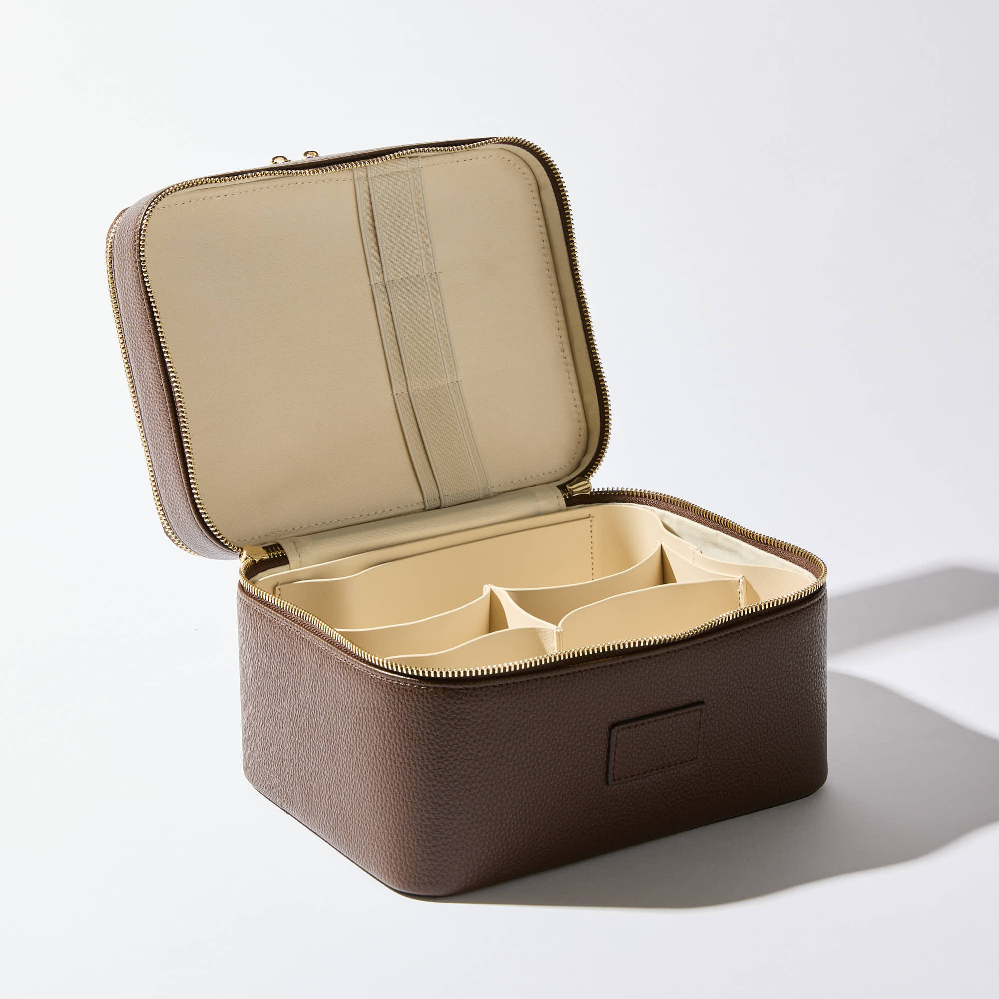 Duo Vanity Case - Image 47
