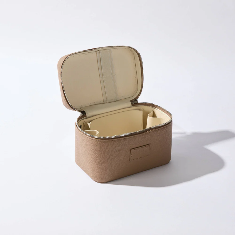 Mini Vanity Case - Image 39