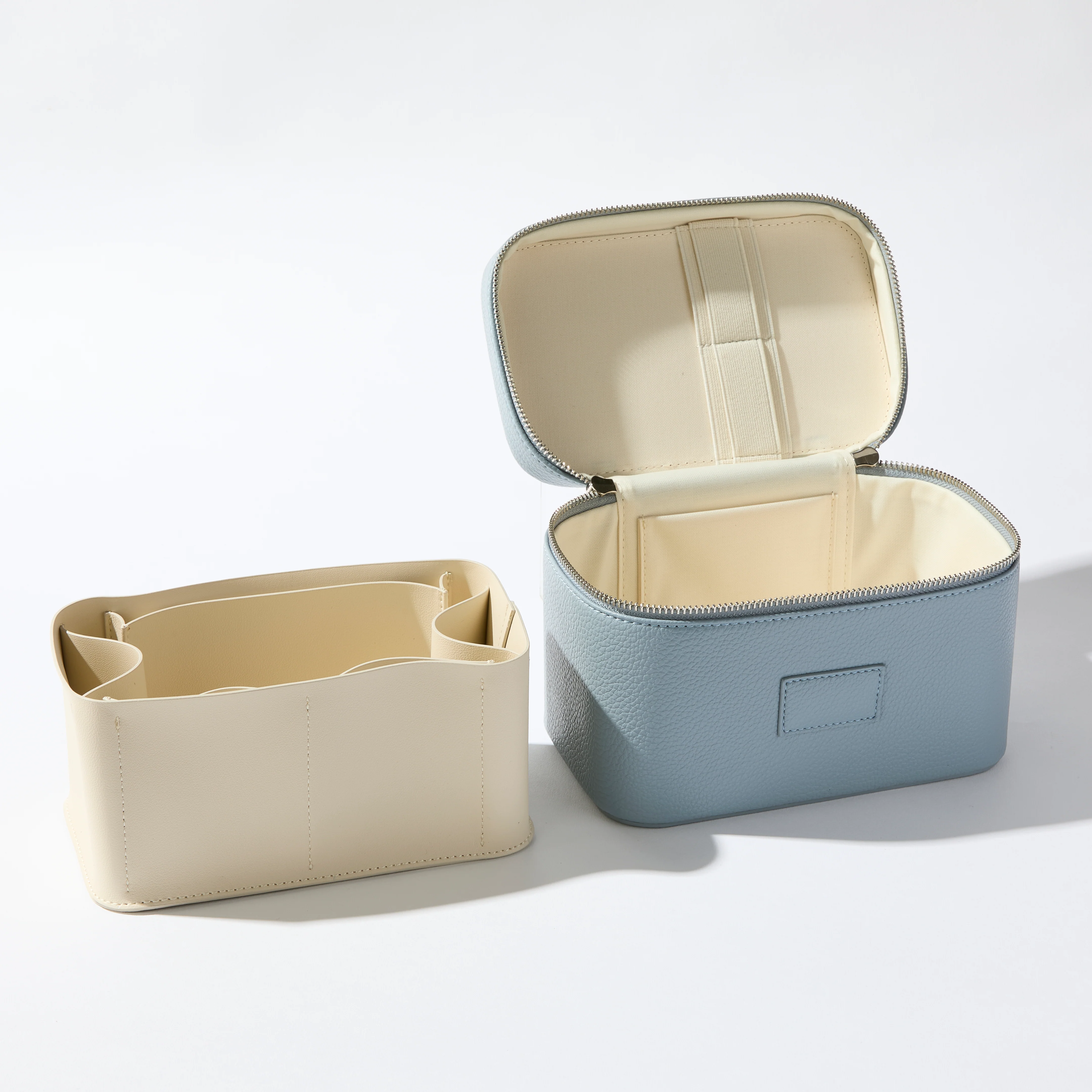 Mini Vanity Case - Image 44