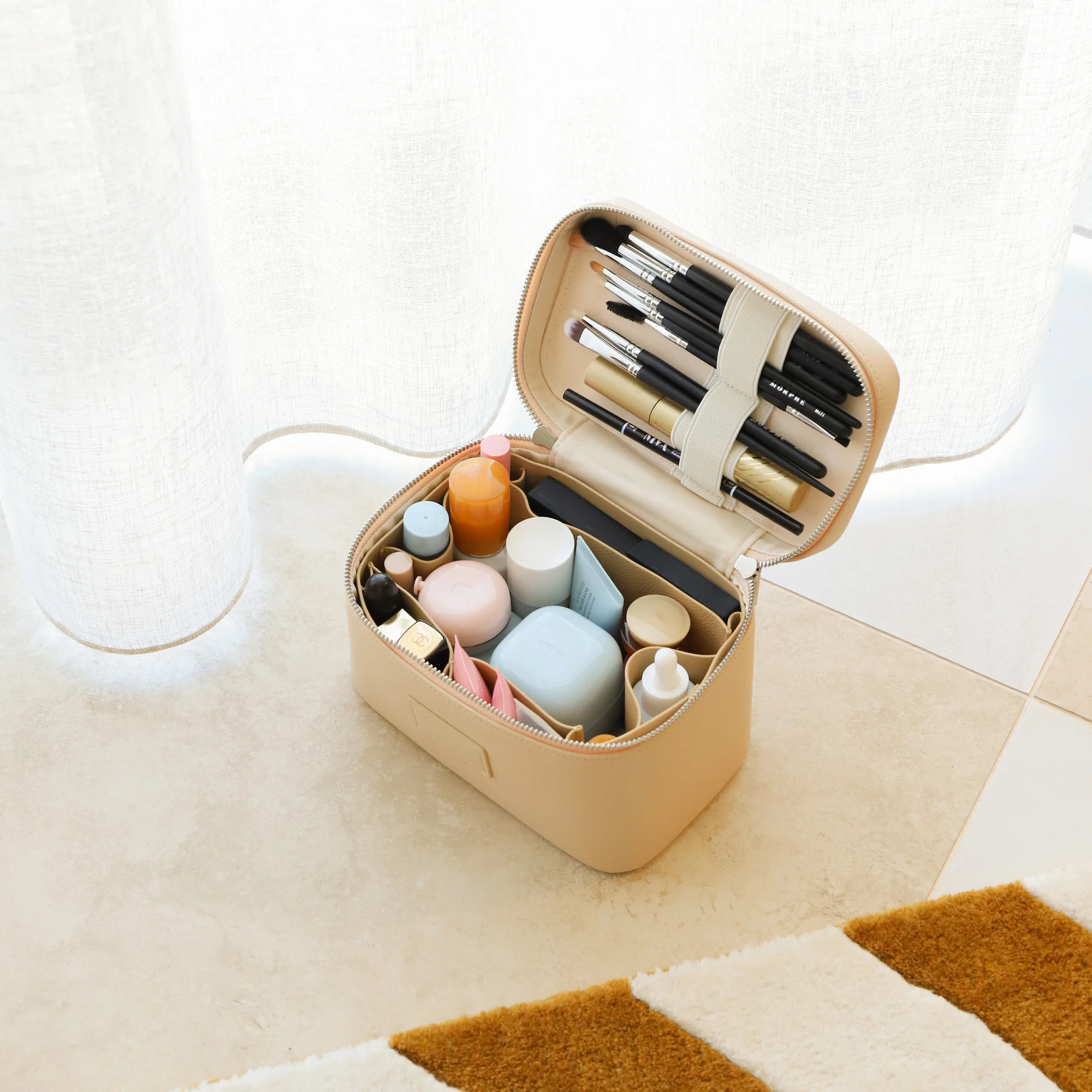 Mini Vanity Case - Image 9