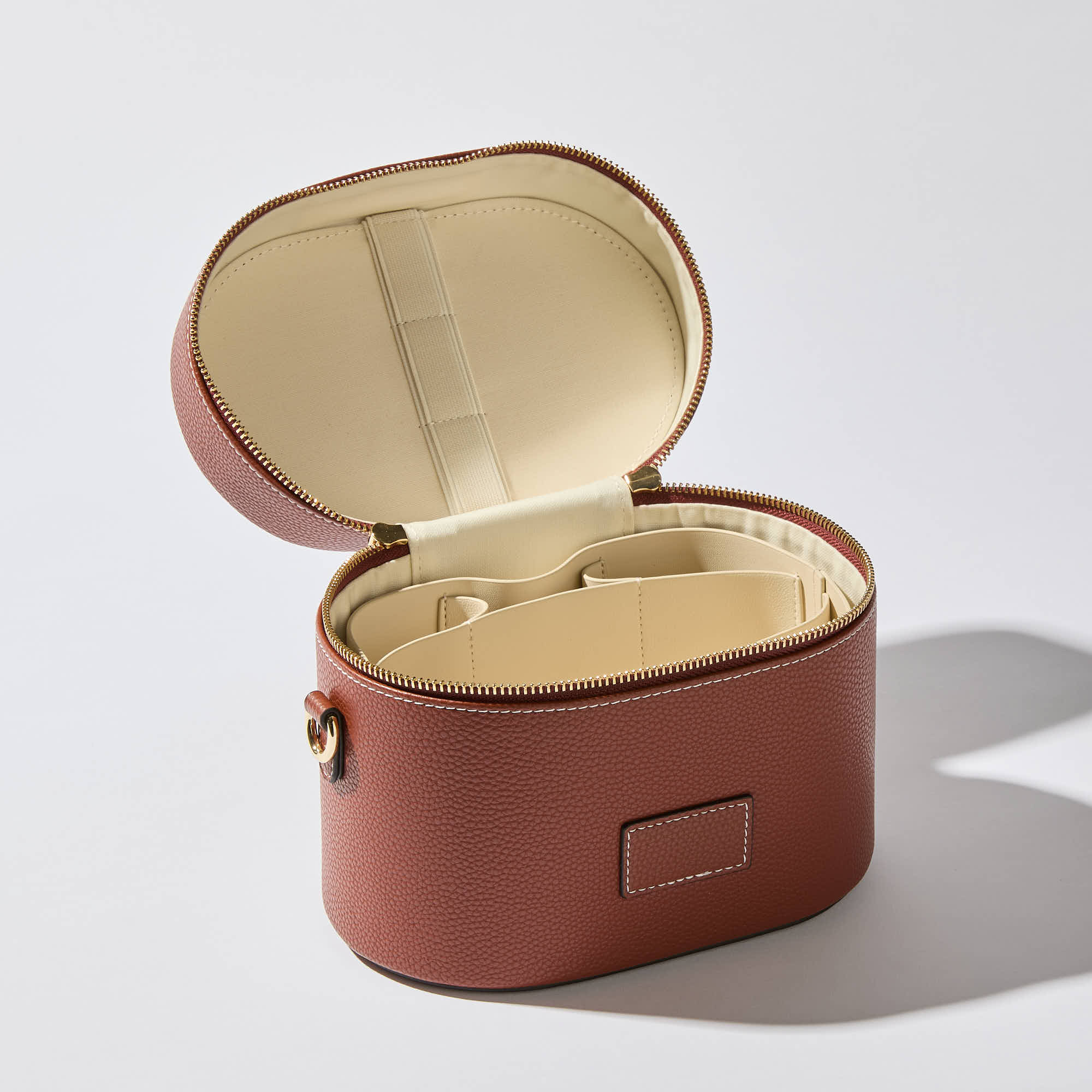 Oval Toiletry Case - Image 16