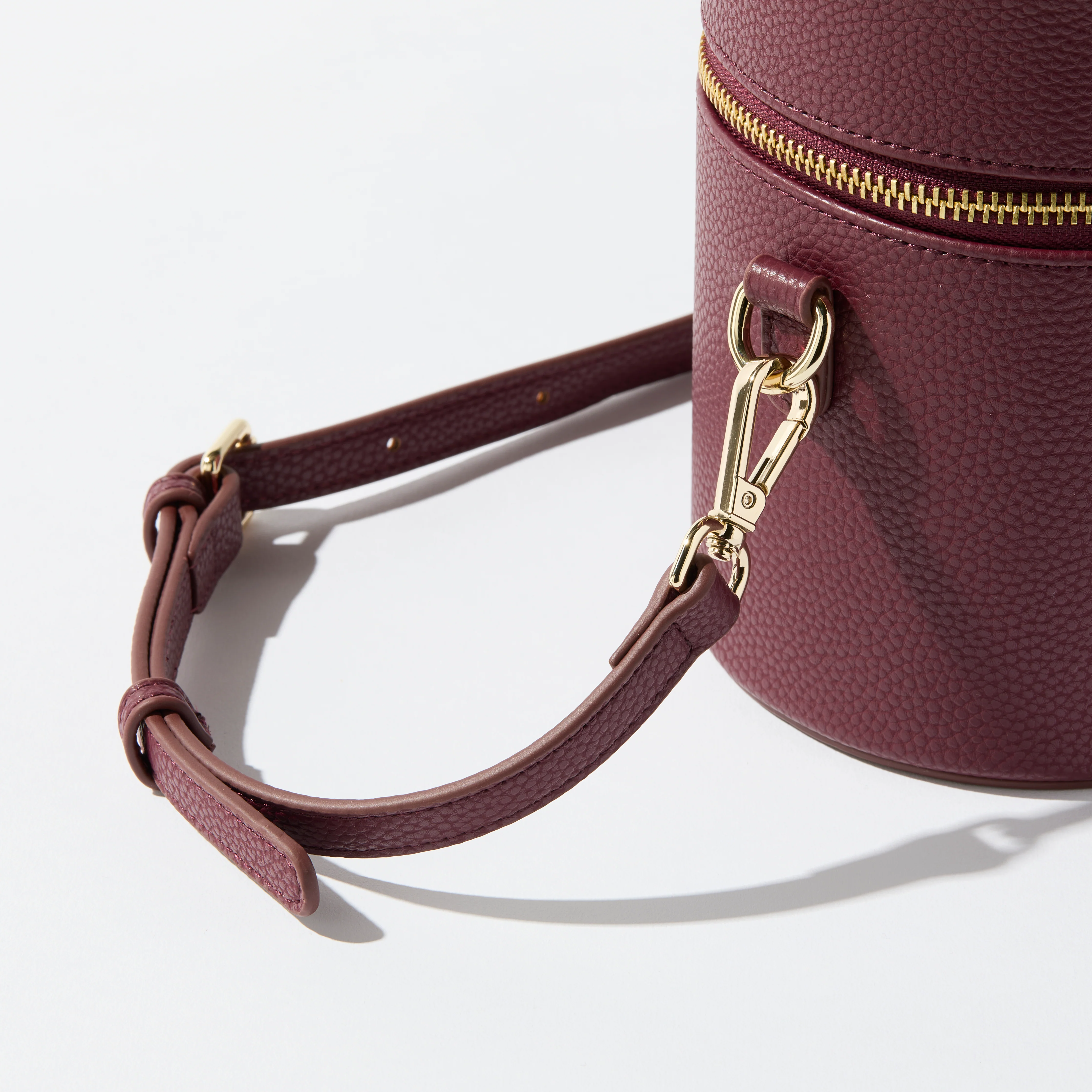 Oval Toiletry Case - Image 76