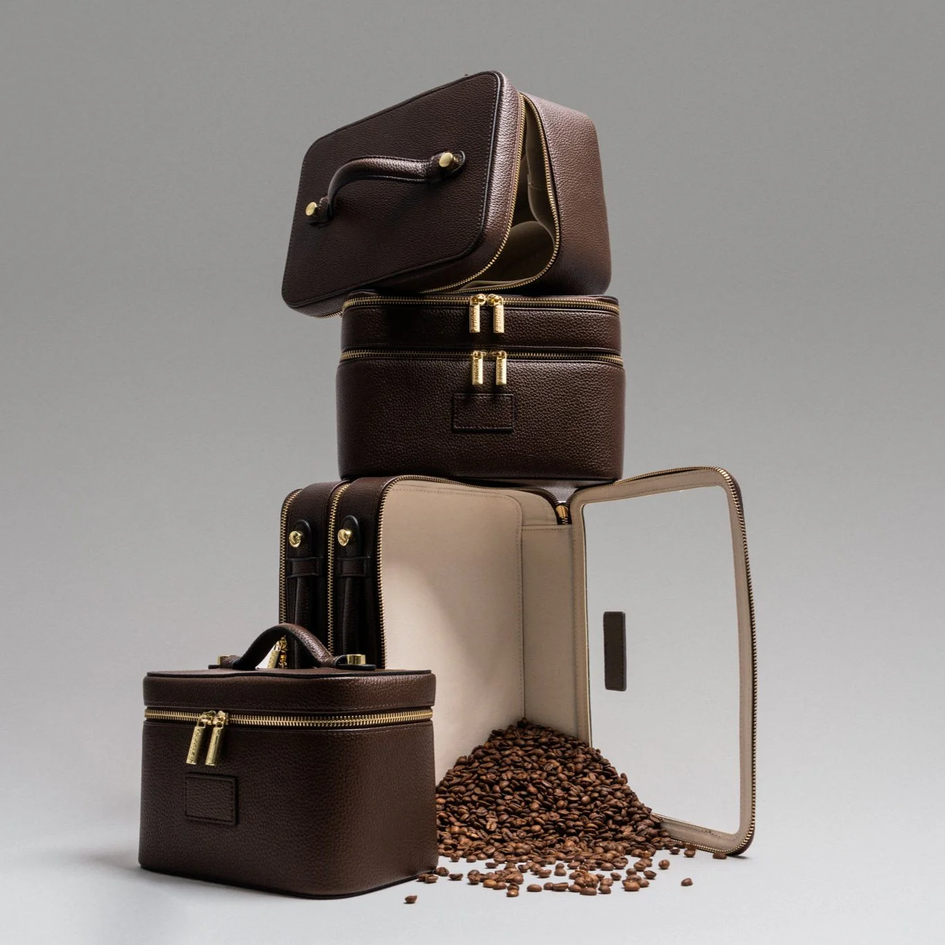 Vanity Case - Image 42